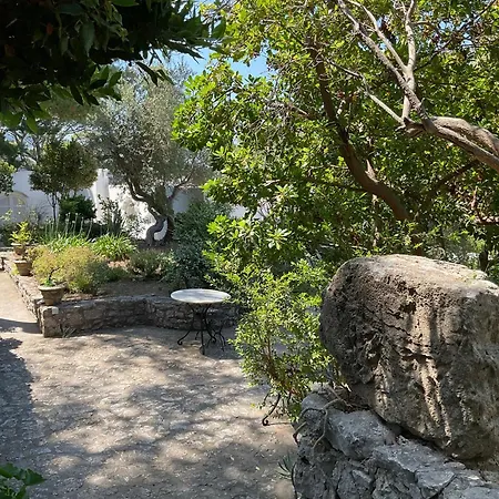 Shanti Villa